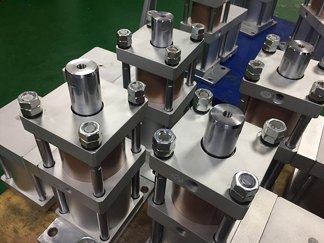 7噸標準型氣液增壓缸細節(jié)圖1